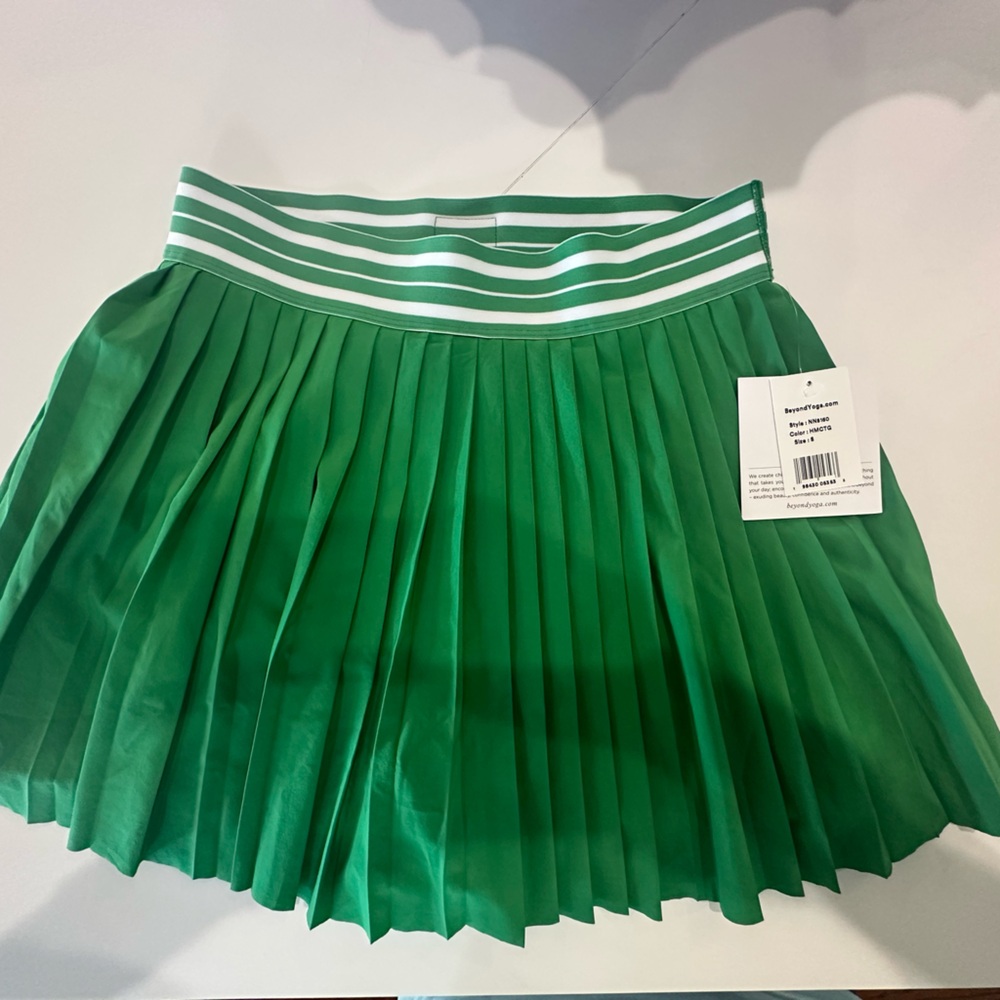 Beyond Yoga Green Tennis Skirt
